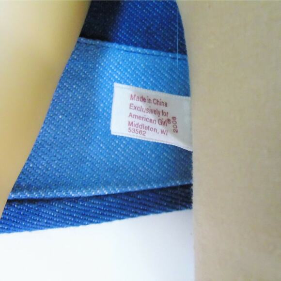 American Girl Pleasant Company JULIE DOLL In Meet Outfit Shoes Book Blonde BOX - Picture 8 of 12